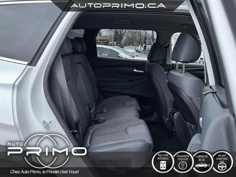 2022
Hyundai
Santa Fe