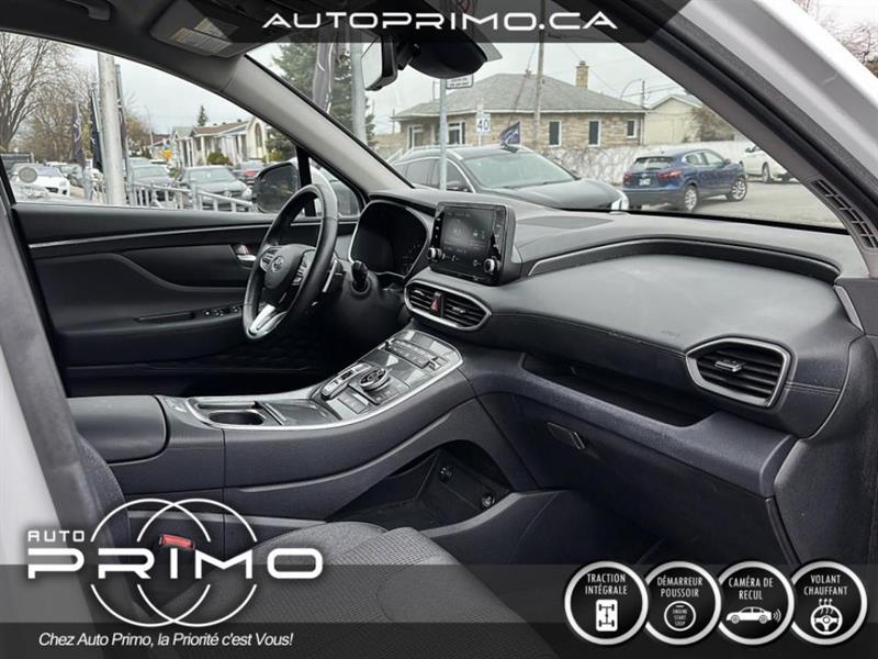 2022
Hyundai
Santa Fe