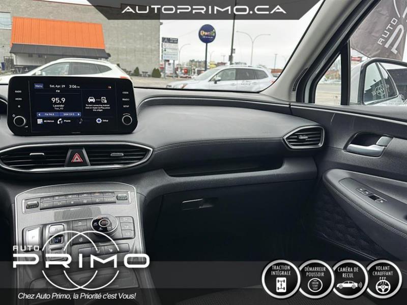 2022
Hyundai
Santa Fe