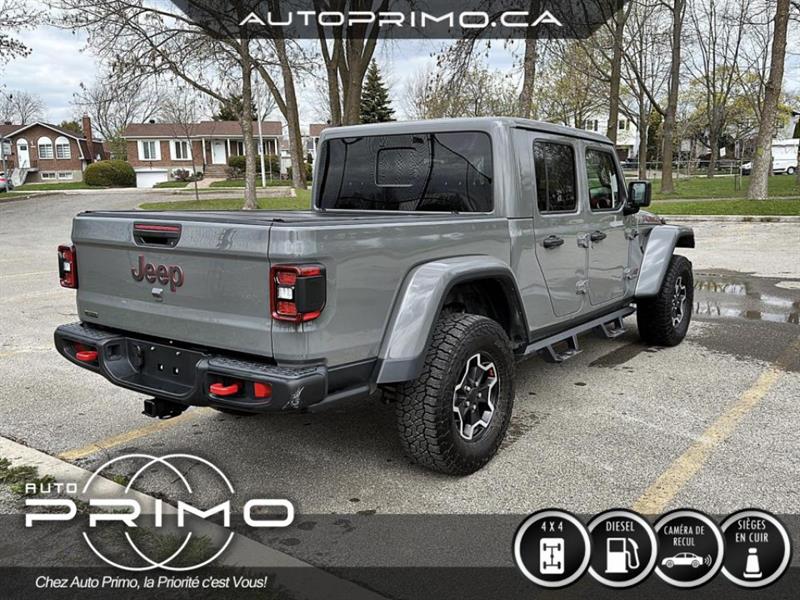 2022
Jeep
Wrangler