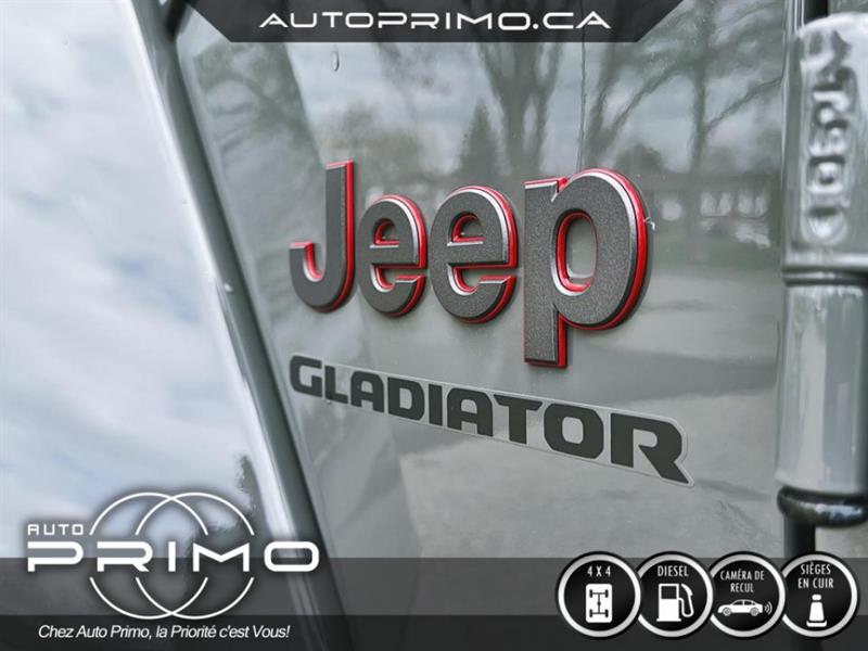2022
Jeep
Wrangler