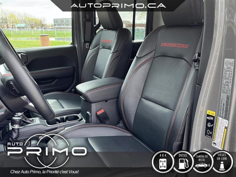 2022
Jeep
Wrangler