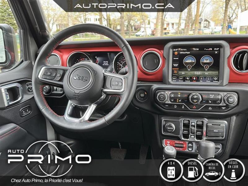 2022
Jeep
Wrangler
