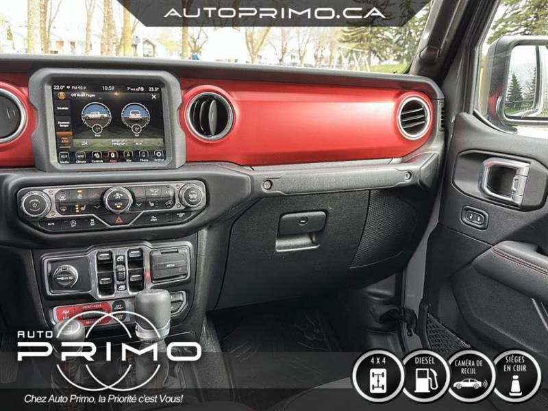 2022
Jeep
Wrangler