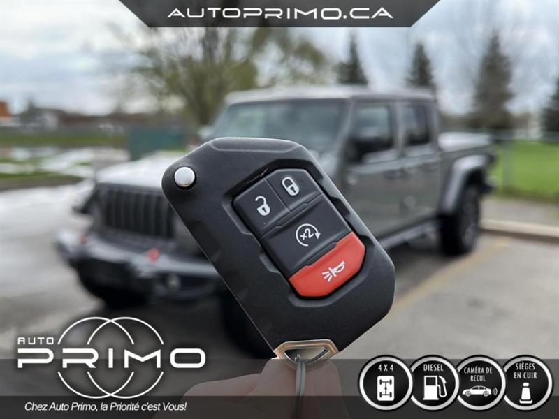 2022
Jeep
Wrangler